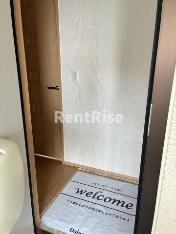 リバティ ヒルズの玄関
