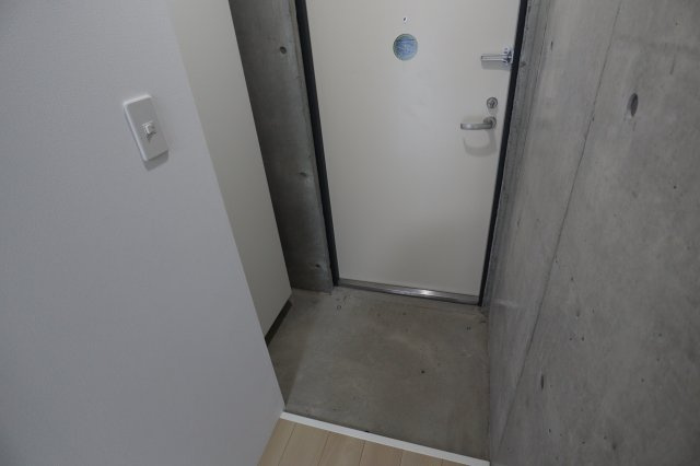 アルブスト・ヒルズの玄関