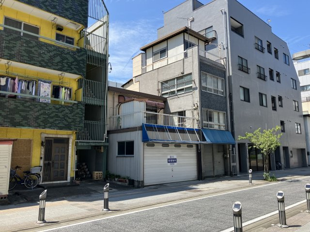 墨田区横川１丁目の売地の前面道路含む現地写真