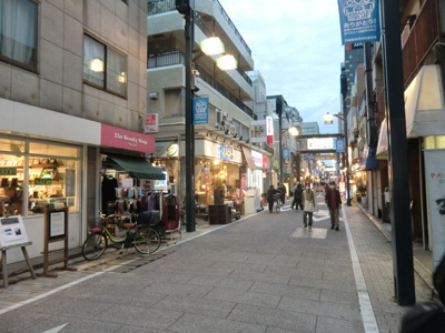 戸越銀座商店街まで300ｍ