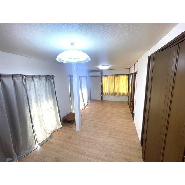 岐阜市折立の一戸建ての居間・リビング