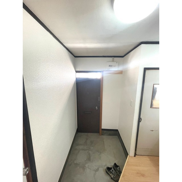 岐阜市折立の一戸建ての玄関