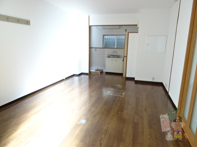 アイヨコヤマテナントの居間・リビング