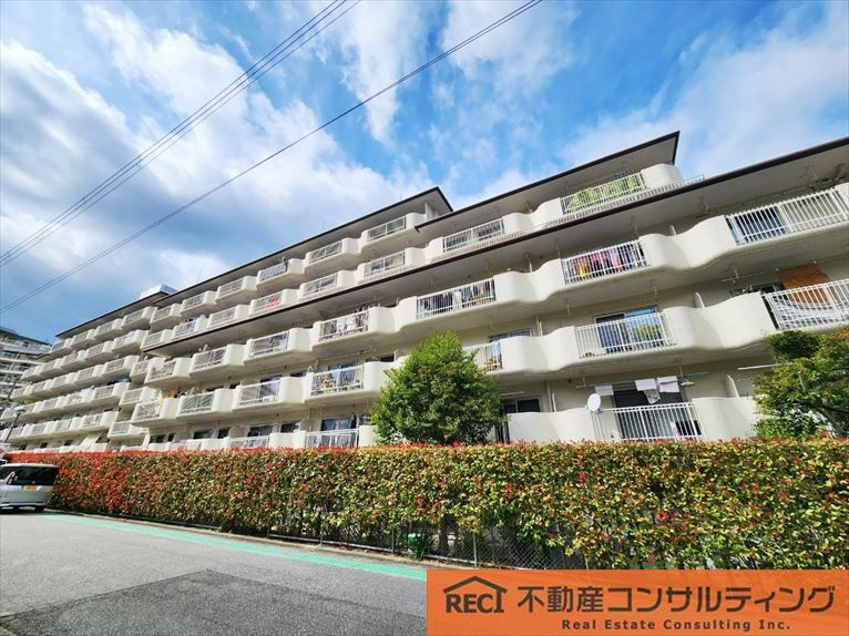 苦楽園レックスマンションの外観