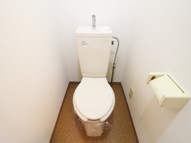ラ・フォンテ花園のトイレ|清潔感のあるトイレです