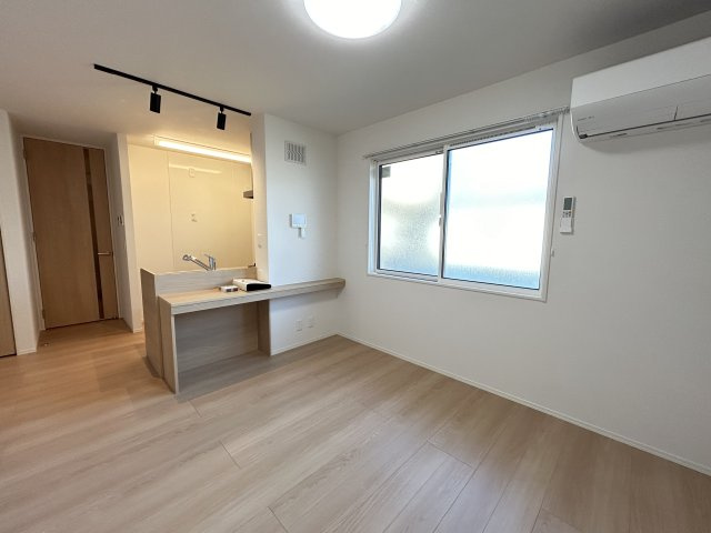 カレントの居間・リビング
