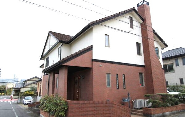 梅坪町戸建住宅