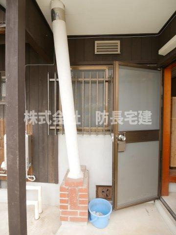 山口市折本１丁目の一戸建てのその他|薪でお風呂のお湯を温め直すことができます