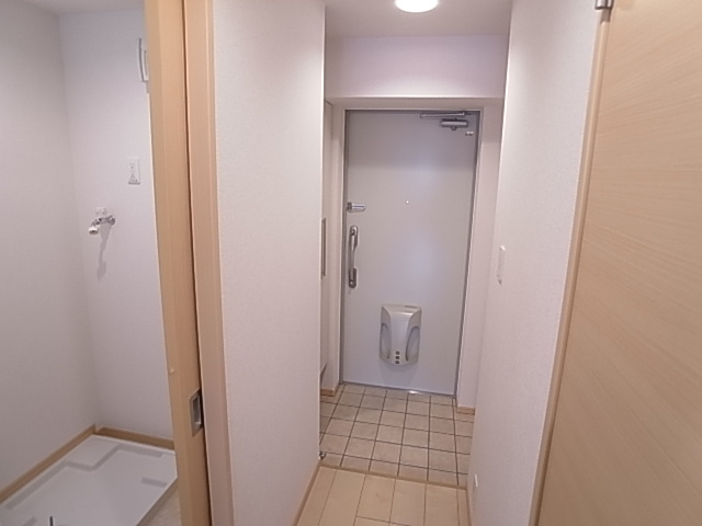 神戸市長田区大橋町８丁目の賃貸マンションの玄関|シューズボックス付き