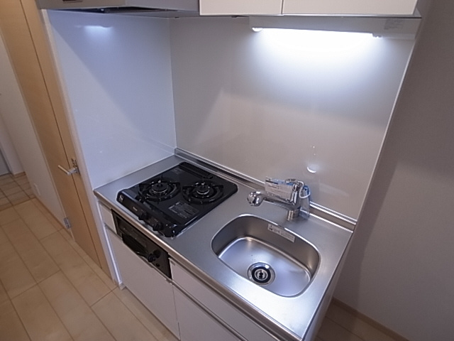 神戸市長田区大橋町８丁目の賃貸マンションのキッチン|システムキッチン（ガス２口）