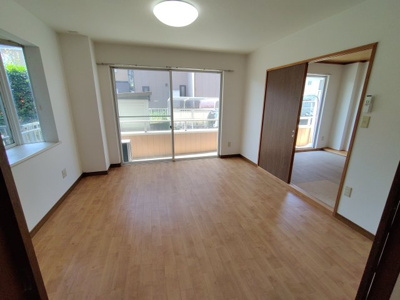 【居間・リビング】 | 共豊ハイツ３