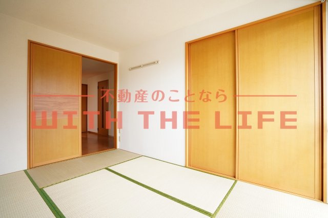 グランドール岩崎【10,000円キャッシュバック対象物件】の和室