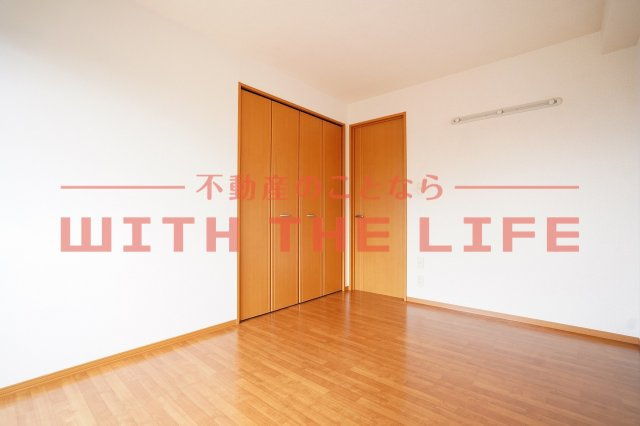 グランドール岩崎【10,000円キャッシュバック対象物件】の寝室