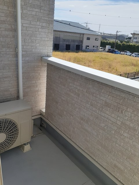 マジェスティックⅢのバルコニー|陽当たり良好なバルコニーです♪