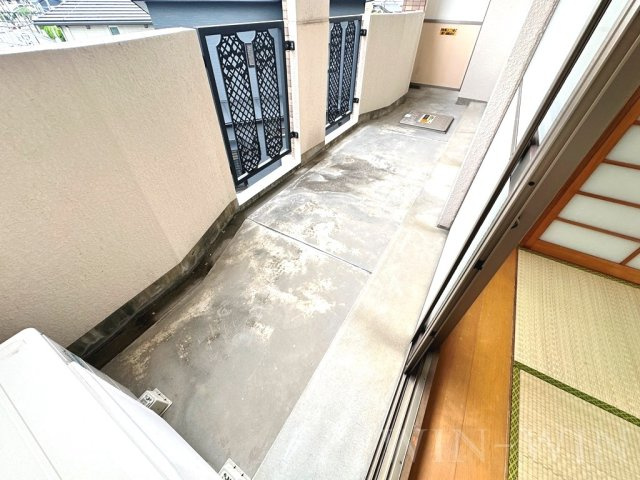 ボンヌシャンス 壱番館のバルコニー|イメージ（同建物内別部屋の写真です）