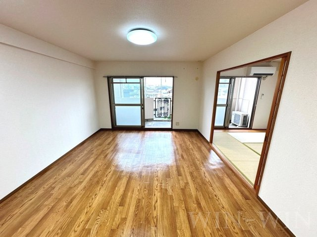 ボンヌシャンス 壱番館の居間・リビング|イメージ（同建物内別部屋の写真です）
