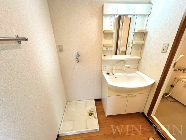 ボンヌシャンス 壱番館の洗面所|イメージ（同建物内別部屋の写真です）
