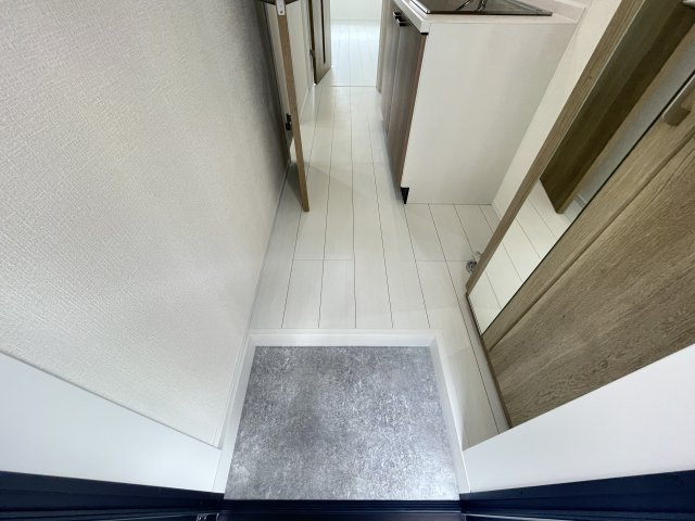 BLUE OCEAN上大岡の玄関