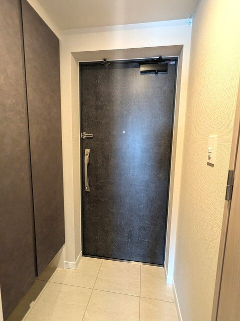 ポアビスタ上野御徒町の設備|玄関ディンプルキーのダブルロックセキュリティです
