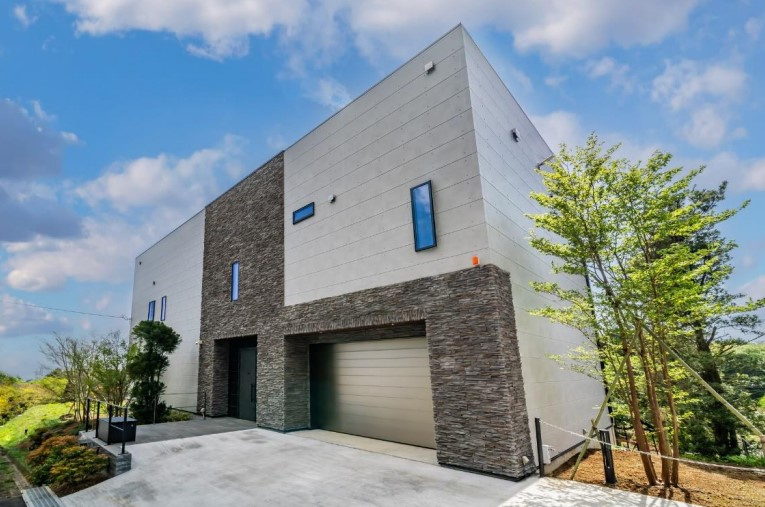 LUXURY VILLA スルガ平