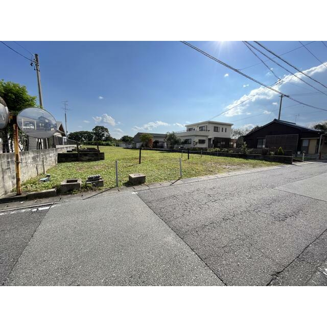 ●津市久居野村町 売土地の前面道路含む現地写真