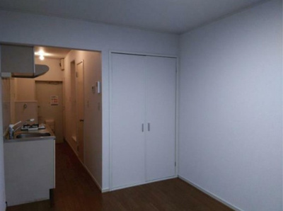 【居間・リビング】 | 坐漁荘