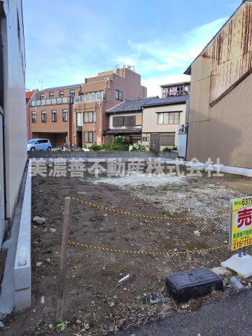 ６３７９５　岐阜市高森町土地の外観