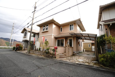 【外観】 | 【上質リフォーム】瀬野西５丁目戸建 | 現地（2024年12月14日14：00頃）撮影