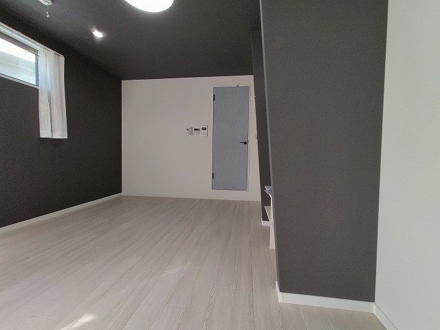 神戸市須磨区妙法寺字道正川のアパート