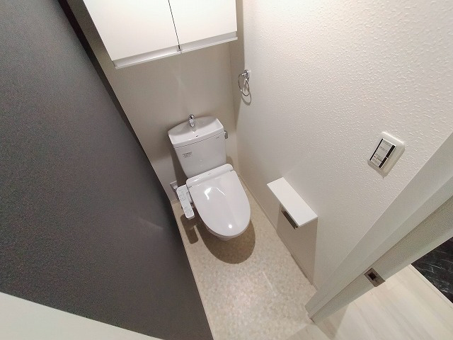 神戸市須磨区妙法寺字道正川のアパートのトイレ|ウォシュレット