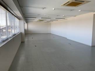 【内装】 | インテリジェントセンタ―ビル