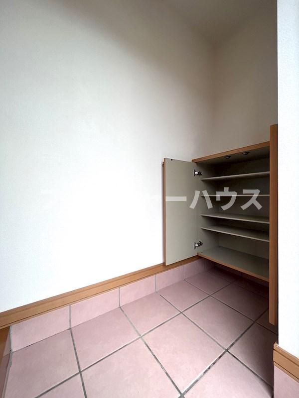 アーバンステージ　Ｖの玄関