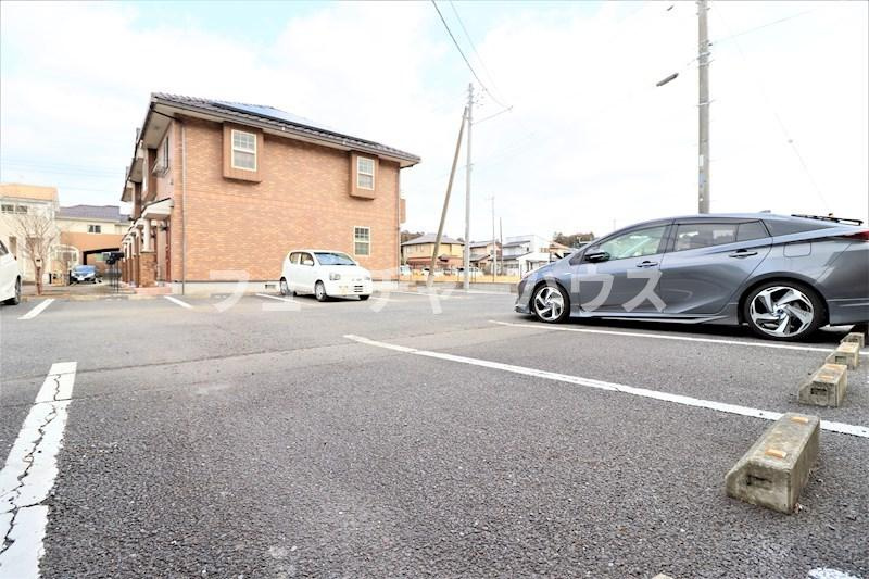 アーバンステージ　Ｖの駐車場