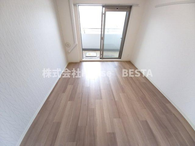 プレサンス神戸水木通ルミエスの和室