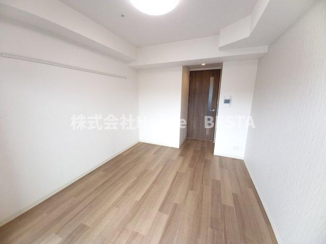 プレサンス神戸水木通ルミエスの洋室