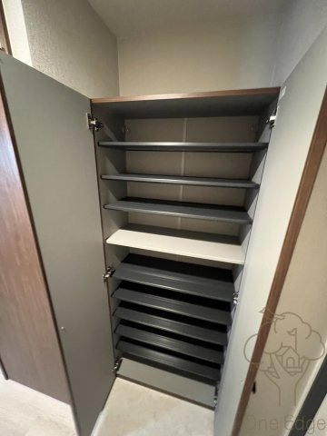 ArtizA淡路の玄関