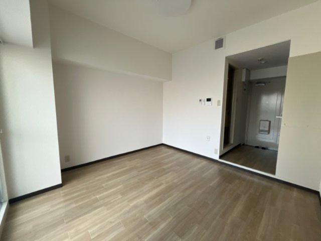 忍町中村コーポの洋室