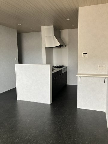 ＭＮガレージの居間・リビング