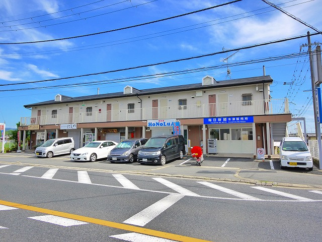 ファミールフジの外観