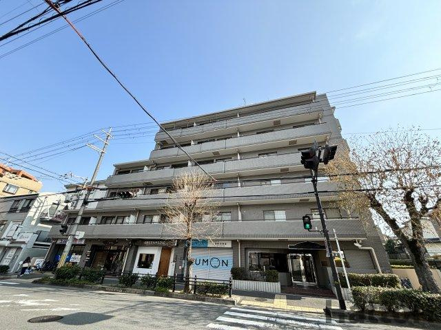 アローマ・グリーンヒルの外観