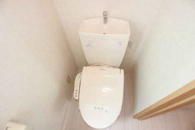 エステート泉塚のトイレ