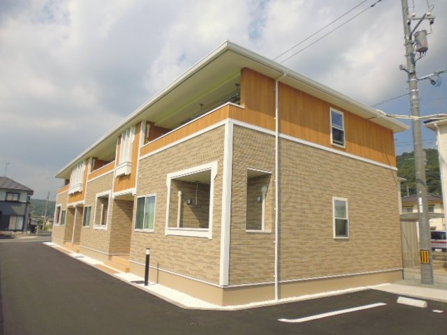 倉敷市福田町古新田のアパートの外観