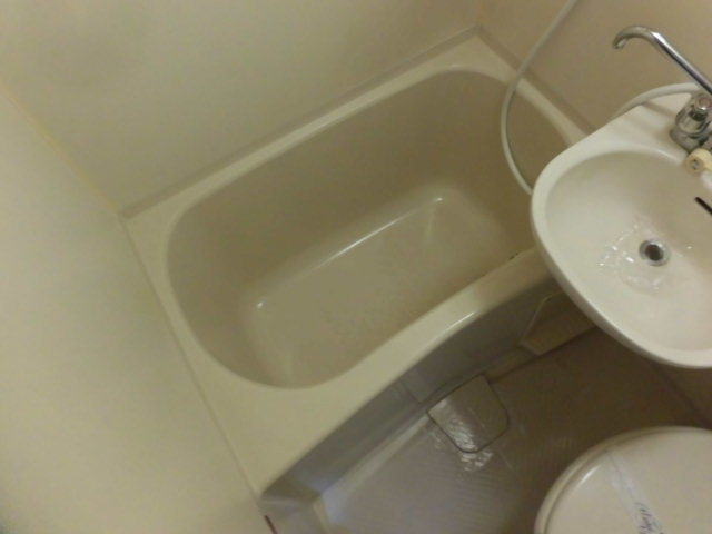 綺麗なお風呂です。