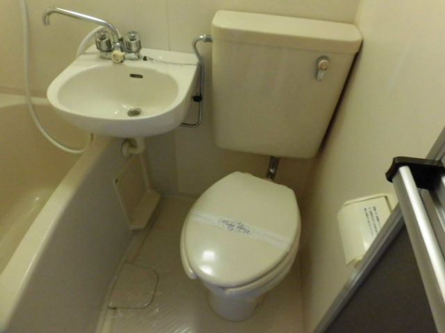 清潔感のあるトイレです。