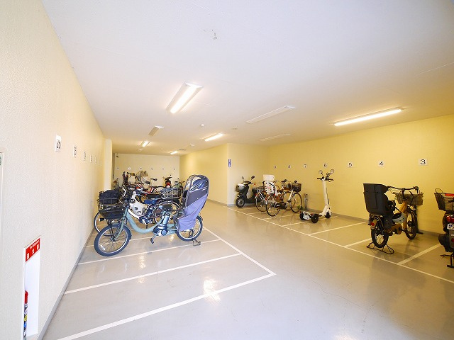 学園前パークスイーツ　丘の邸のその他共用部分|駐輪場です