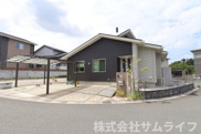 綱分4LDK築浅平屋の画像
