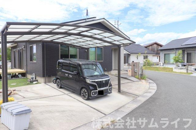 【駐車場】 | 綱分4LDK築浅平屋