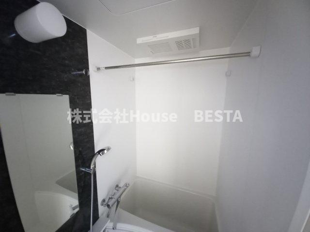 プレサンス神戸水木通ルミエスの浴室