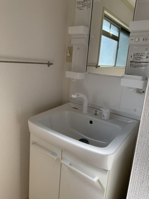 【洗面所】 | ユイビル | 別号室の写真になります。現況優先。