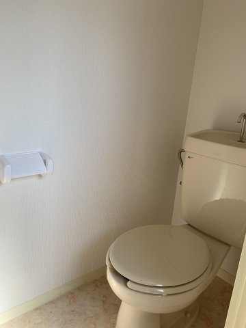 【トイレ】 | ユイビル | 別号室の写真になります。現況優先。